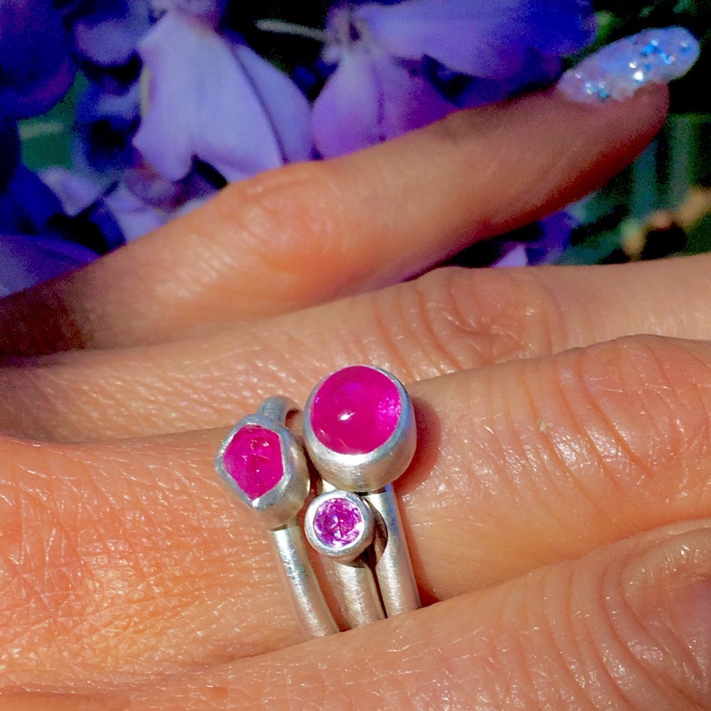 NATURAL RARE HOT PINK SAPPHIRE MATTE STERLING RING - Picture 6 of 8